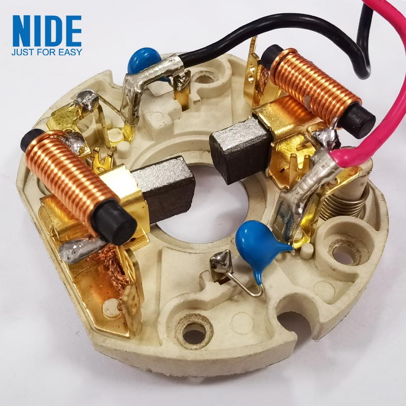 Hoe koalstofborstels ferbetterje motorprestaasjes en langstme